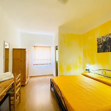 Gallery And Restaurant Muravera