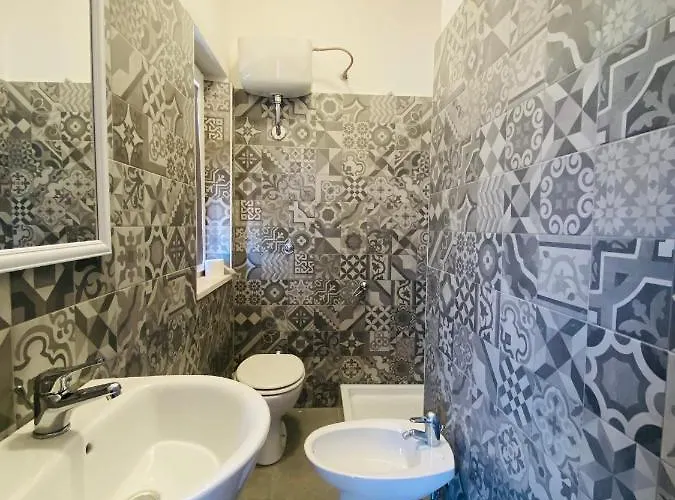 Gallery And Restaurant Szálloda *