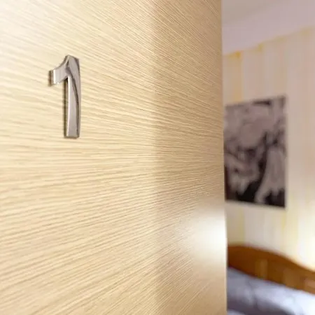 Gallery And Restaurant Hotel Muravera