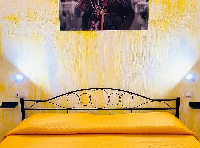 Gallery And Restaurant Hotel *