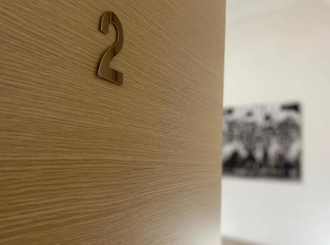 Gallery And Restaurant Hotel *